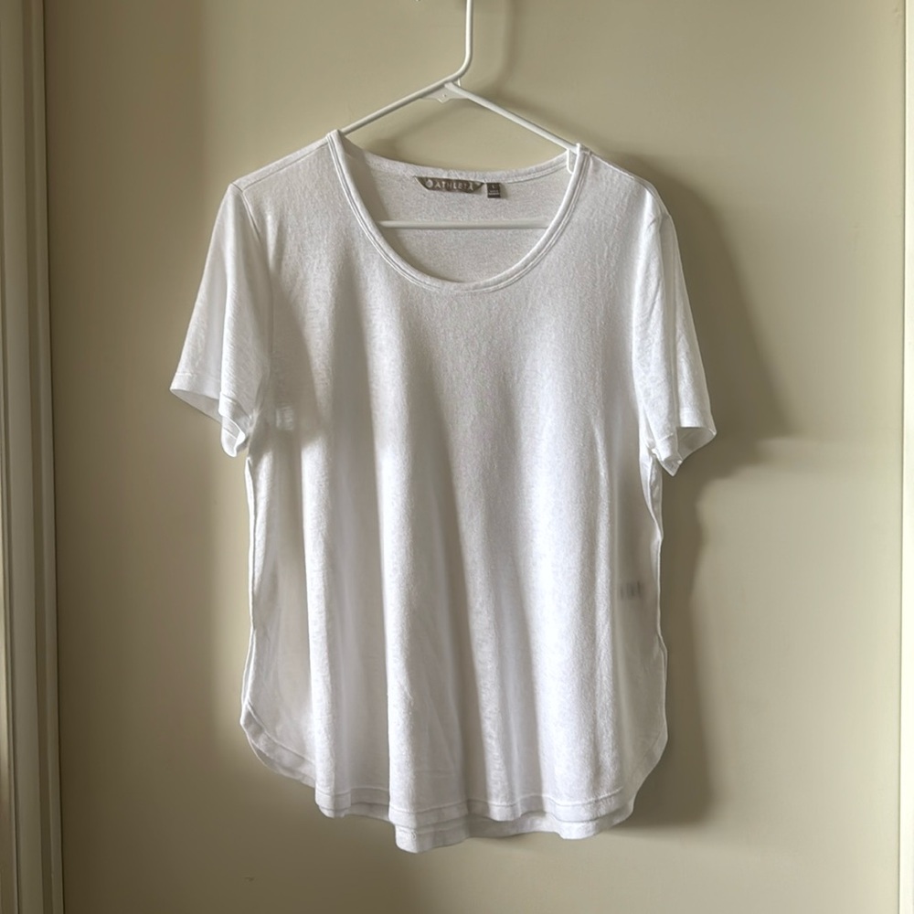 Like New Athleta Breezy Tee